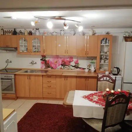 Jura Apartment *